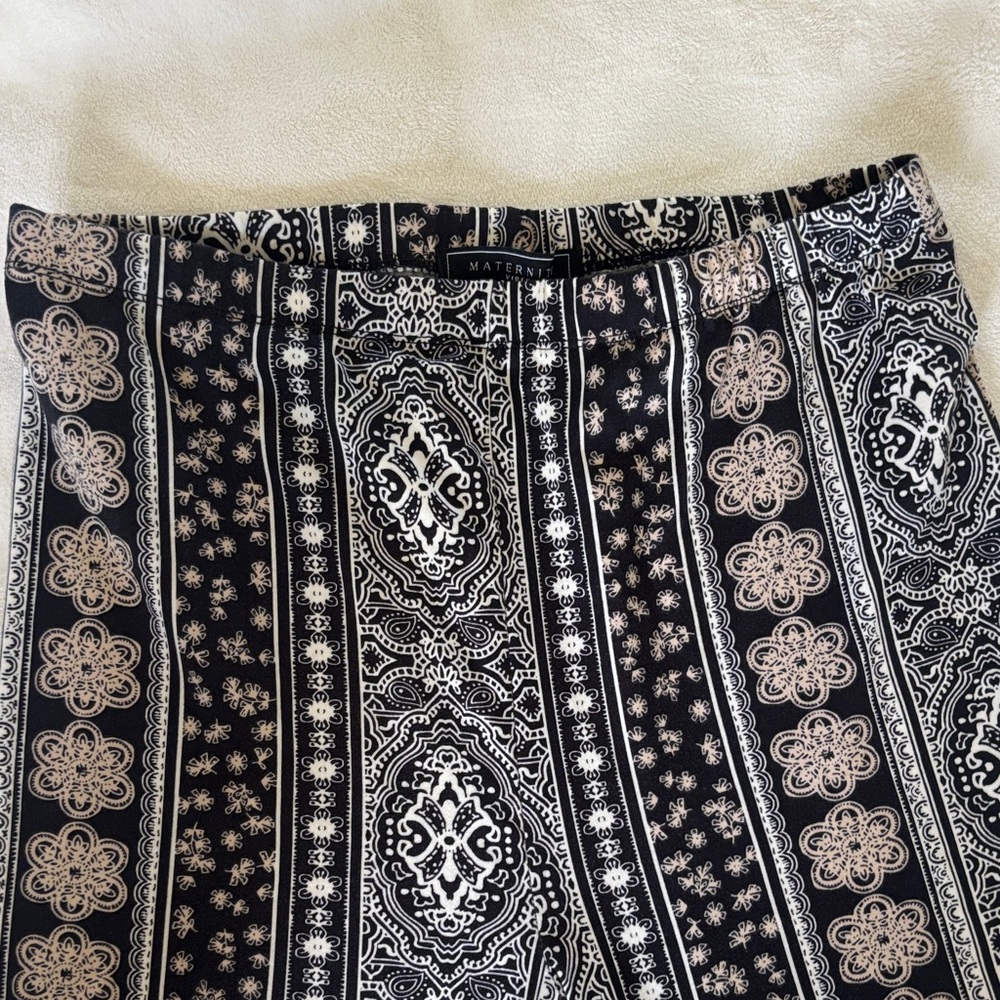 Bohemian Patterned Flare Pants - Picture 2 of 4